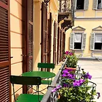 Casa Gambusso Historical House Magnificent View 韦尔巴尼亚