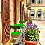 公寓 Casa Gambusso Historical House Magnificent View 韦尔巴尼亚