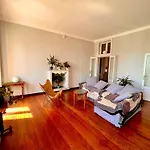 Casa Gambusso Historical House Magnificent View 公寓 韦尔巴尼亚