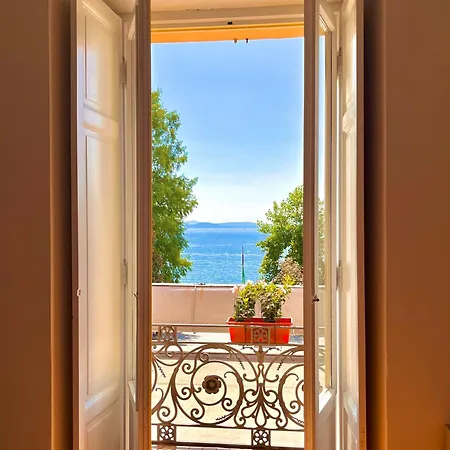 Casa Gambusso Historical House Magnificent View Lägenhet Verbania